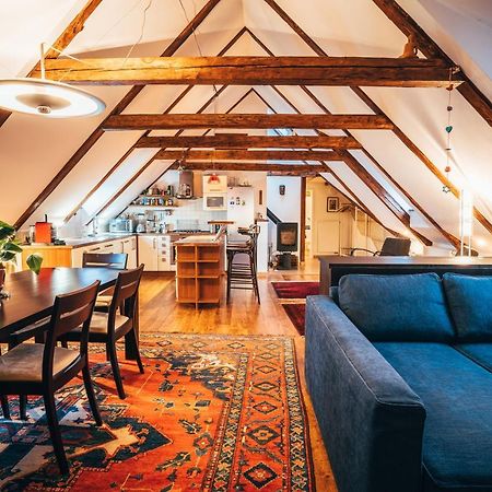 Designer Loft Apartment เชสกี้ครุมลอฟ ภายนอก รูปภาพ