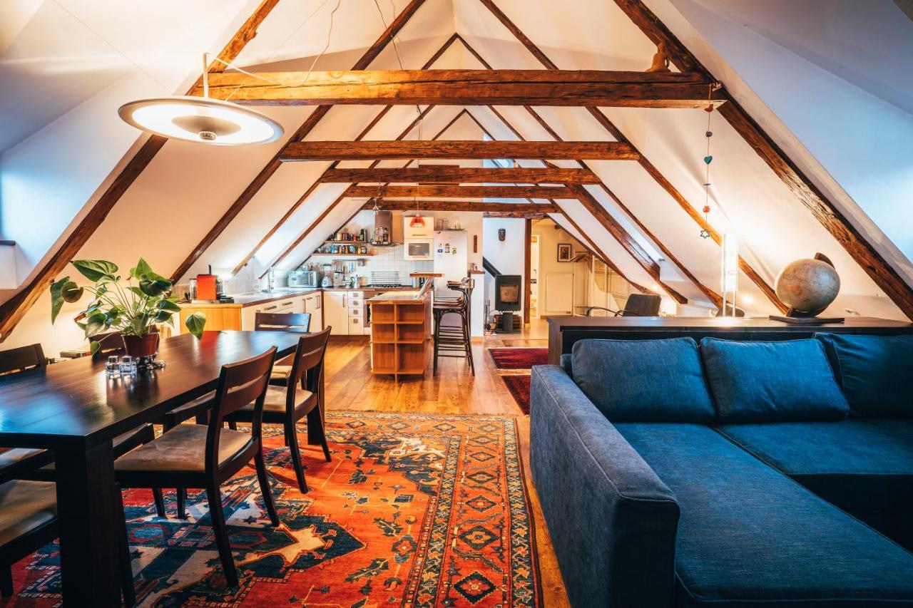 Designer Loft Apartment เชสกี้ครุมลอฟ ภายนอก รูปภาพ