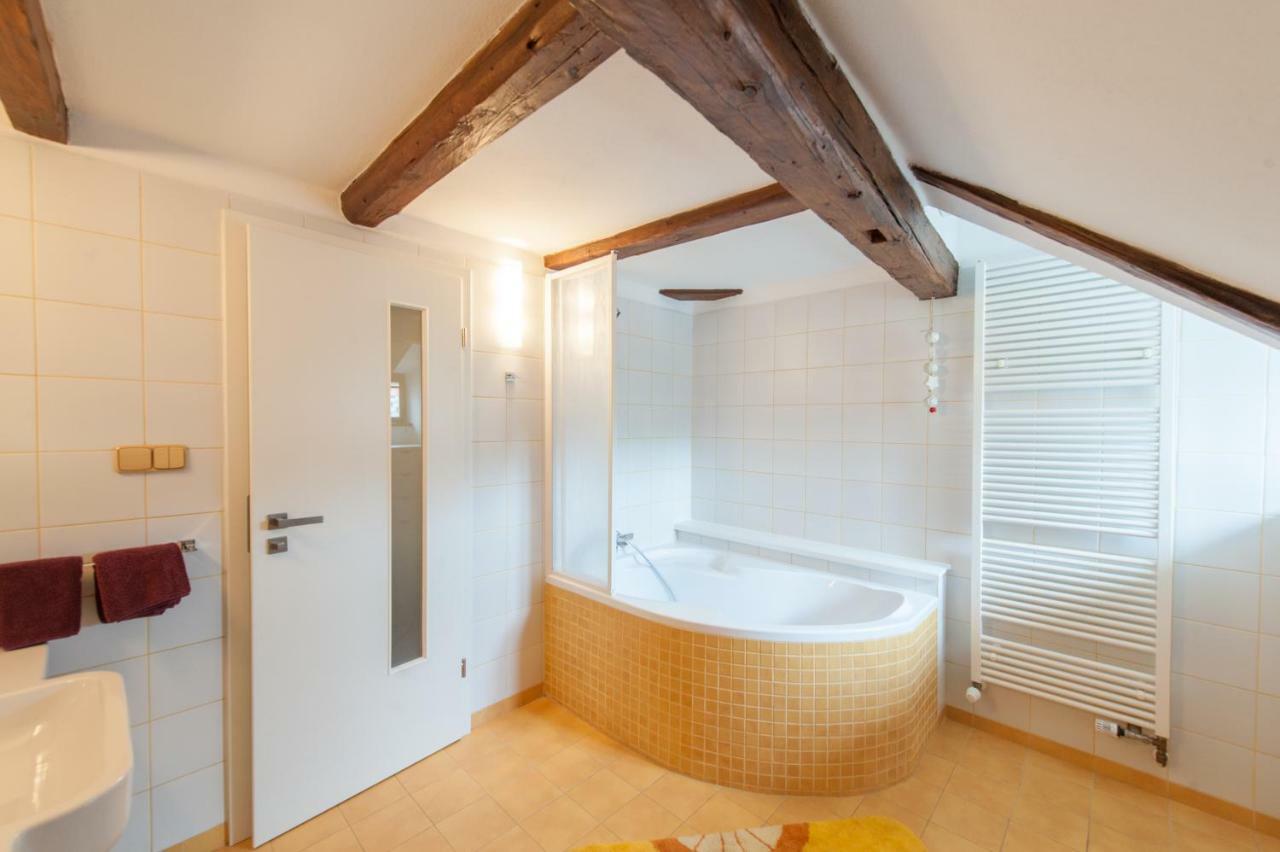 Designer Loft Apartment เชสกี้ครุมลอฟ ภายนอก รูปภาพ